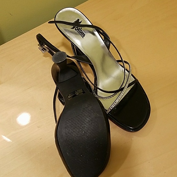 Shoes - Picture 3 of 3